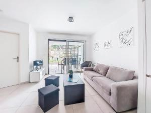 Apartment Les Terrasses de la Mer by Interhome