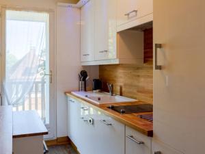 Apartment Eden Park-2 by Interhome