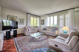 Villa Adriana by PosarelliVillas