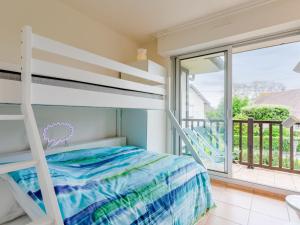 Apartment Le Surcouf-3 by Interhome