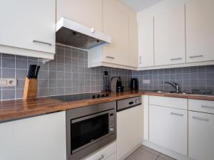 Apartment Havenhuys IV by Interhome