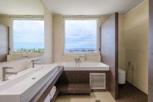 3 Bedroom Apartment in Glyfada