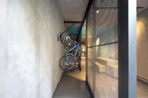 CS1202 I Studio Moderno with Linda Vista Urbana