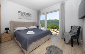 Stunning Home In Primorski Dolac