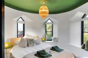 Castle by the Beach with Sea Views Portreath