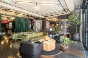 1 Bed Hallmark House Uncapped Wifi