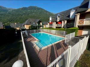 Appartements jardin plein sud, vue montagne, proche Luz Saint Sauveur : photos des chambres