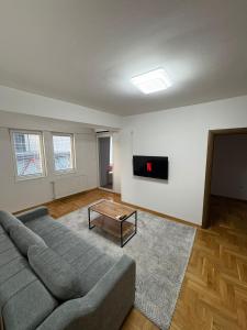Center Apartment-Modern,FamilyHeaven,Bus Station