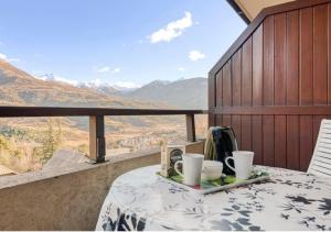 Appartements Superbe T2 avec vu sur la montagne : photos des chambres