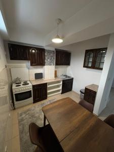 Center Apartment-Modern,FamilyHeaven,Bus Station