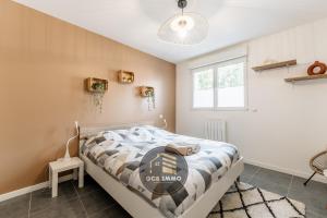 Appartements Le Ferjus 2 - Parking prive - Centre Ville : photos des chambres