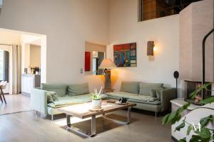 Grande maison 5 chambres avec piscine à Sanary