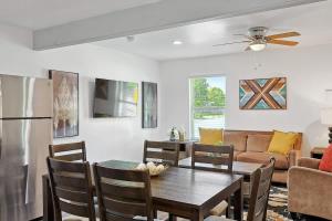 Serene Escape - Peaceful 3-BD Retreat with Yard