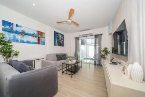 6BDR patong pool villa by Mp property