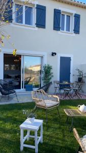 Maisons de vacances Le Clos Du Moulin 2 - Home with garden, 3 bedroom, near Avignon, in Provence : photos des chambres