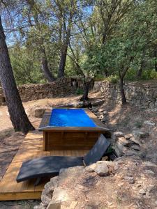 Campings Bungalow cosy varois avec piscine soleil calme et nature : photos des chambres