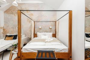 Roman style apartment near city centre