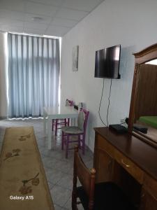Eni Rooms 2