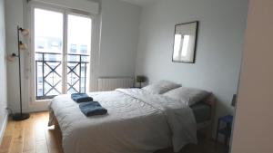 T3 en face de la gare, Terrasse-Rooftop, Parking