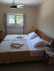 Cosy garden house in a villa