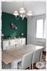 Appartements Maison le  Ber-So  au coeur des Chateaux de la Loire a Selles sur Cher : photos des chambres