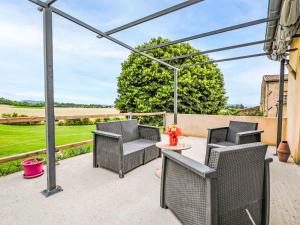 Holiday Home Douce campagne by Interhome