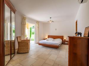 Maisons de vacances Holiday Home La Pimaleanne by Interhome : photos des chambres