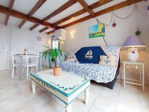 Holiday Home La Coralline-4 by Interhome