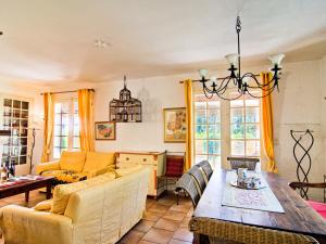 Maisons de vacances Holiday Home Villa Datcha by Interhome : photos des chambres
