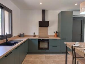 Maisons de vacances Holiday Home Lou Pantaia by Interhome : photos des chambres