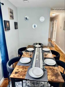 Elegant 3BR with parking and sleeps up to 8