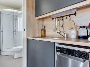 Holiday Home Mira Delux by Interhome