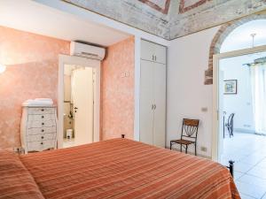 Apartment Orange by Interhome