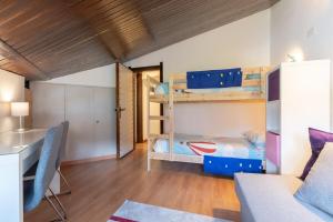 Trilocale vicino alle funivie con wifi - AS12