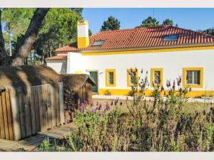 Holiday Home Entre os Pinheiros by Interhome