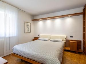 Apartment Laura by Interhome