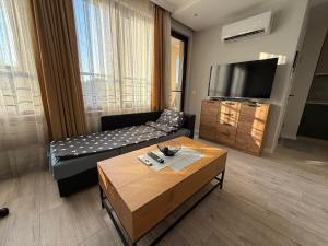 Work and Relax Studio in Green Life Beach Resort