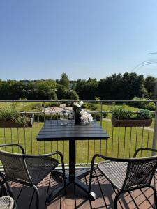 Stor og Lys Lejlighed i Hjertet af Holstebro