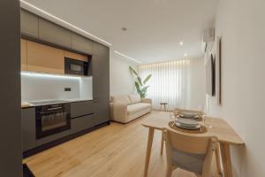 Downtown Premium With Balcony by Vacationy