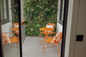 Downtown Premium With Balcony by Vacationy