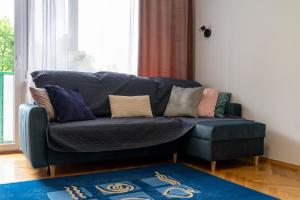 Nerudy Comfy Living Apartment by Bookinghost