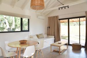 IZ Chapa - Casa 2 - Casa en Complejo A Cuatro Cuadras de Playa Luna Roja Con Pileta - Hola Sur