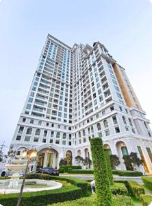 The Empire Tower Private Condo - New, Close to beach, Gym, Sauna, Pool