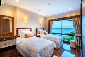 Santi Pura Residence on The Beach