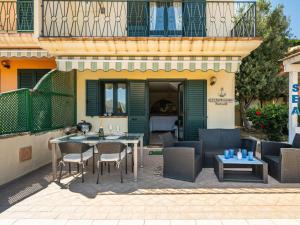 Holiday Home Solanas mare by Interhome img28