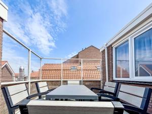 Apartment Beach House Westkapelle 105-3 by Interhome