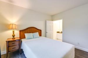 Naples Studio Near Everglades with Marina Access