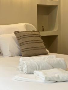 Suite Élan by CollectionAura - Hypercentre Charleville-Mézières