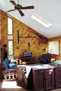 Cabin in the Pines New Hampshire Lakes Region White Mountains