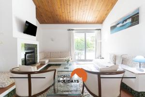 #329 Jacaranda Villas B6 by Home Holidays